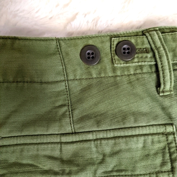 Madewell High Rise Button Fly Cutoff Cargo Shorts...Size 28 - Picture 7 of 11